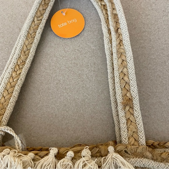 C&C California Large Striped Tassel Tote - Picture 5 of 11